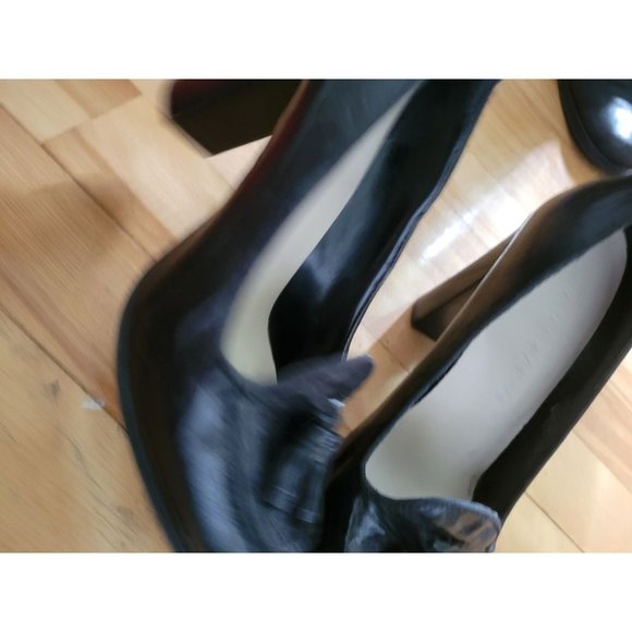 Genuine Leather Heels - Picture 2 of 3